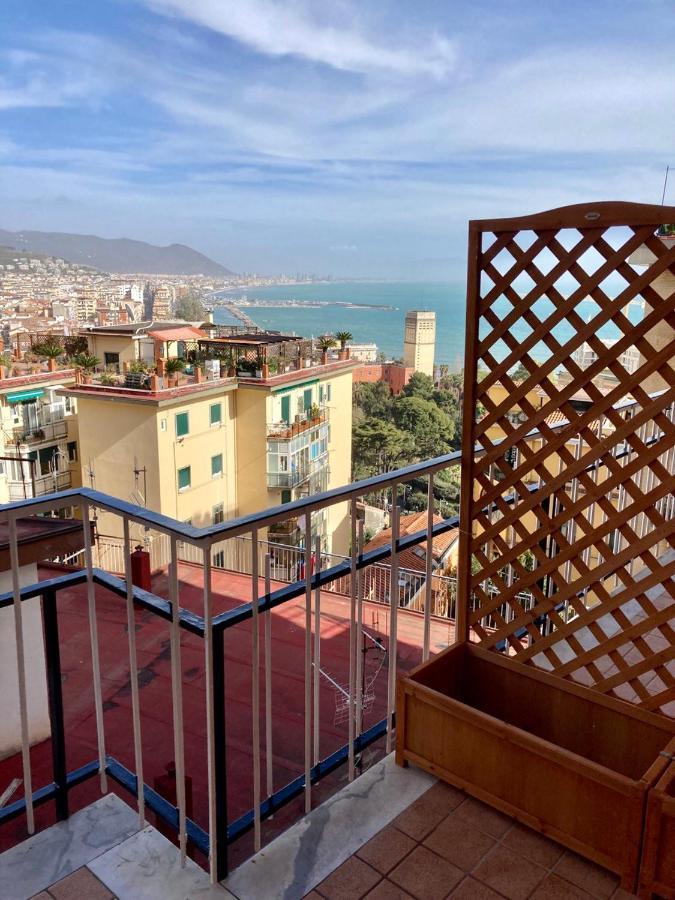 A Casa Di Roberta Apartment Salerno Luaran gambar