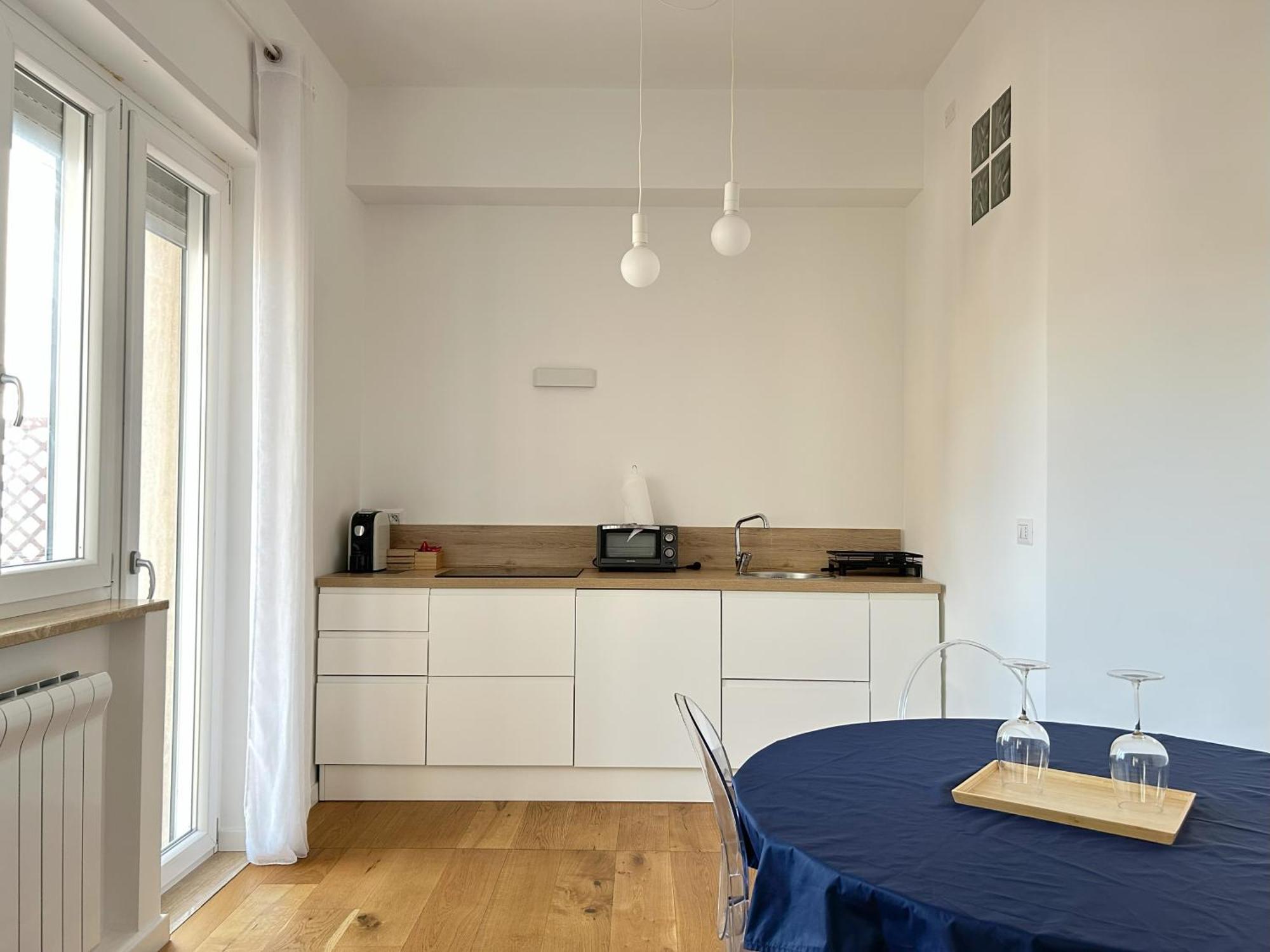 A Casa Di Roberta Apartment Salerno Luaran gambar